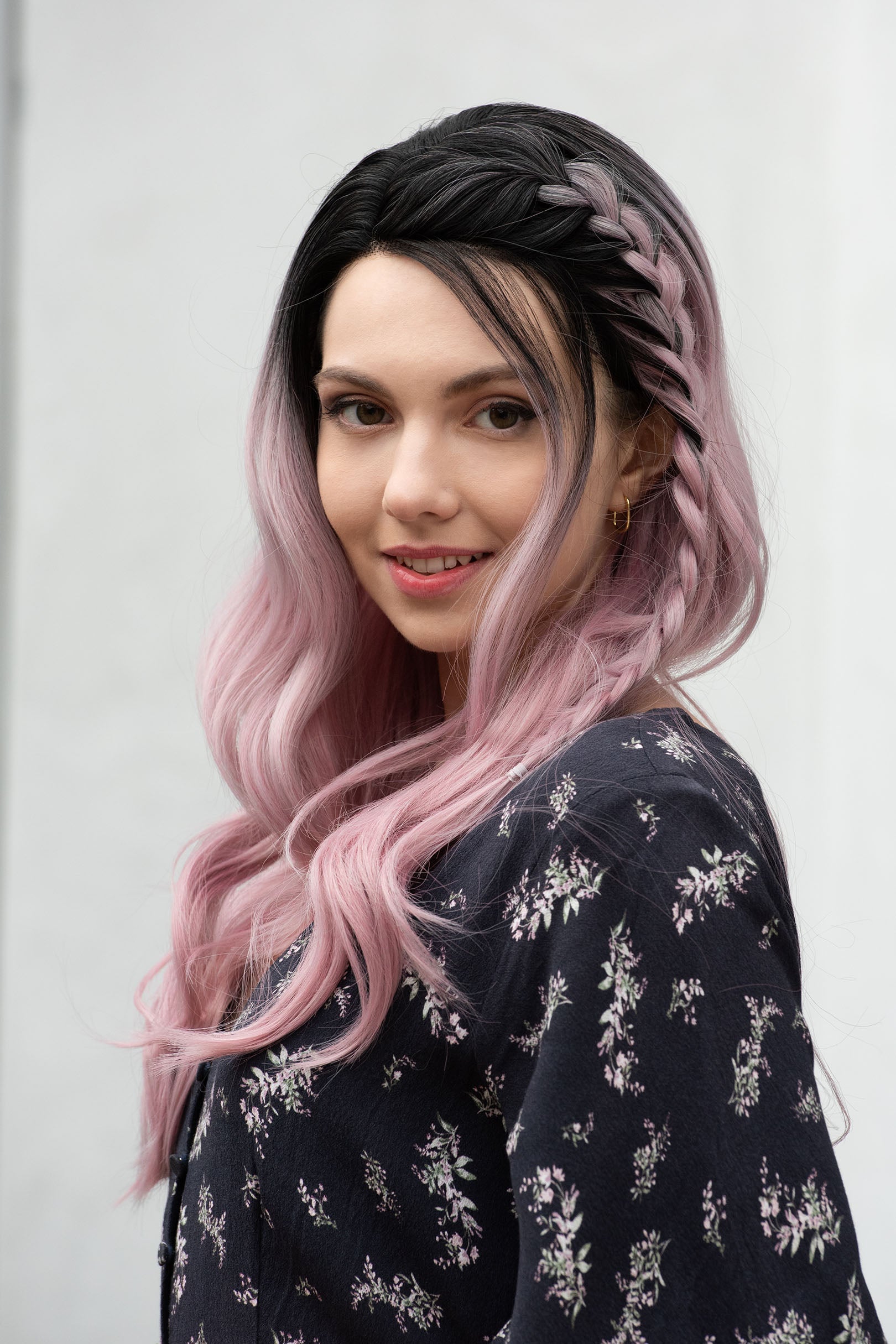 Silver/Pink Ombre Wavy Synthetic Lace Front Wigs 20 Inches 150% Density outlet