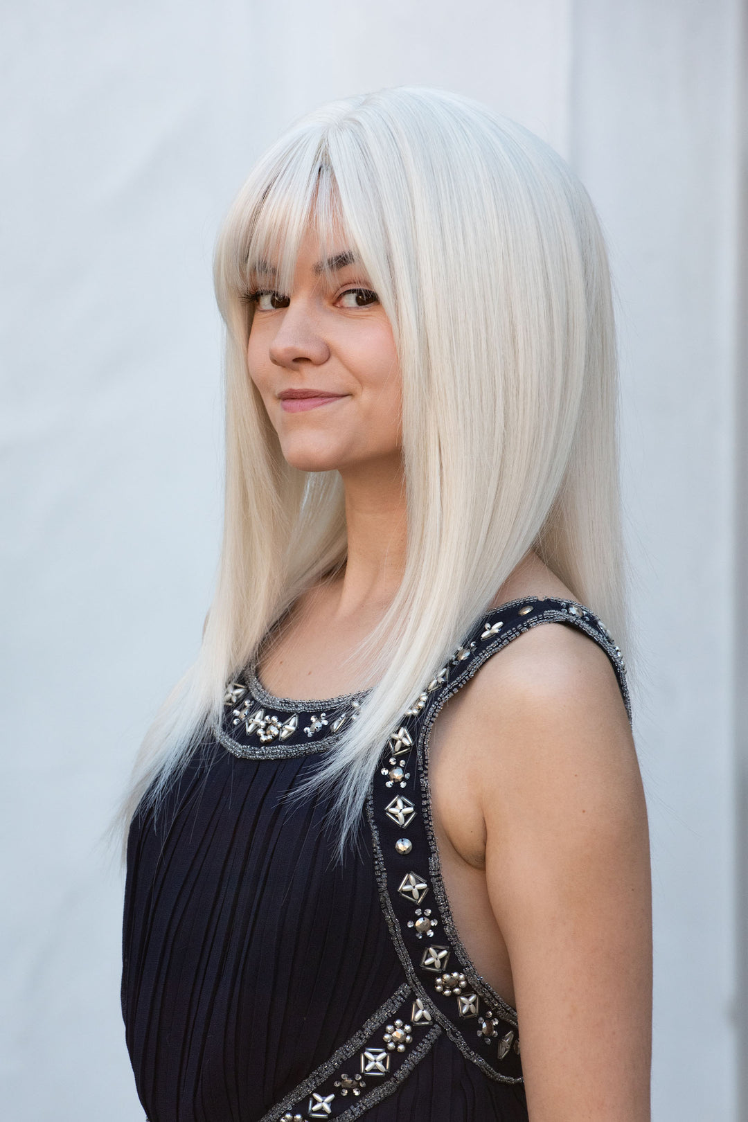 Icy Platinum Blonde Straight Bob Wig With Bangs Oriel