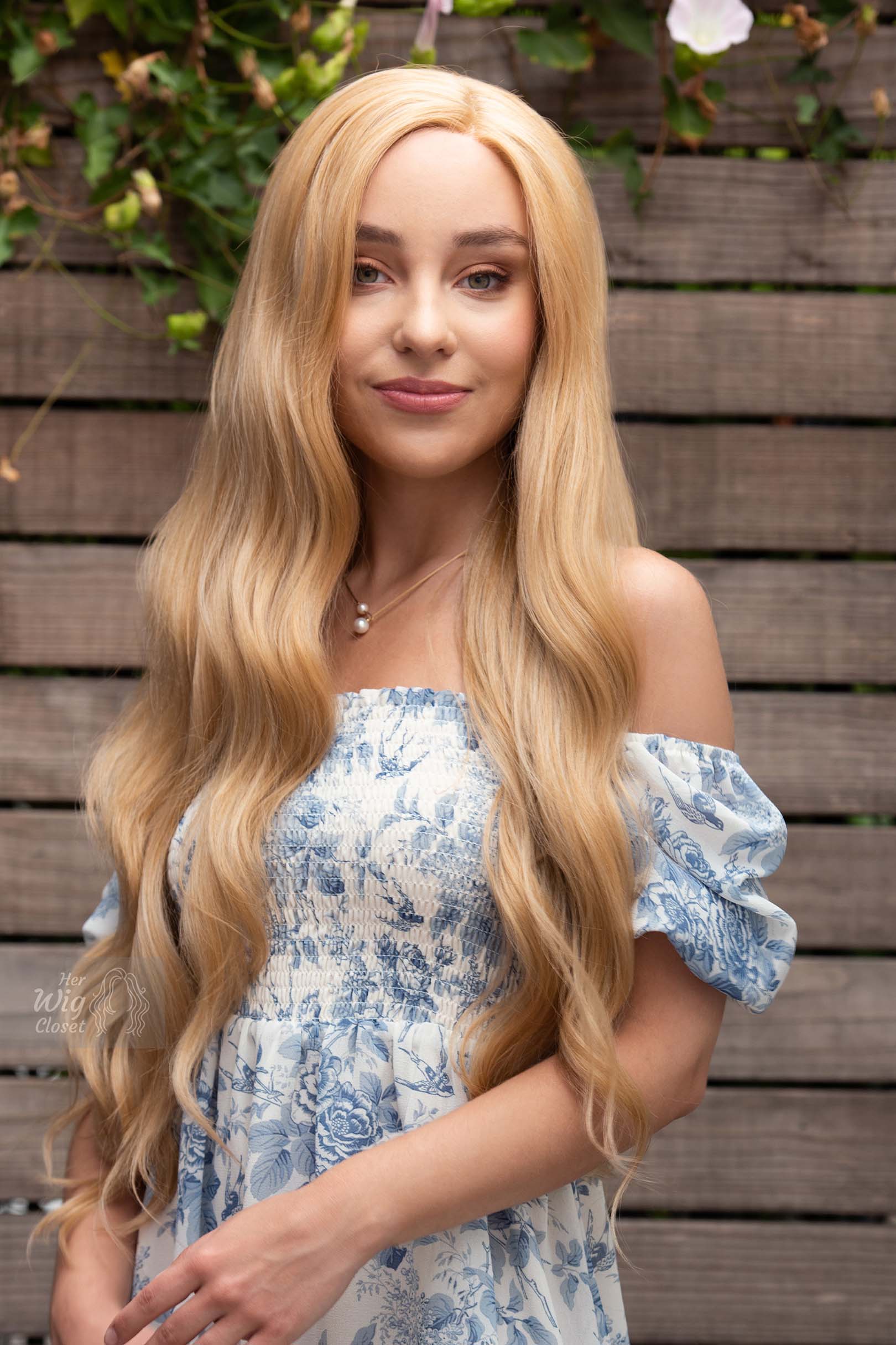 Honey Blonde Natural Wavy Long Lace Front Synthetic Wig Bianca